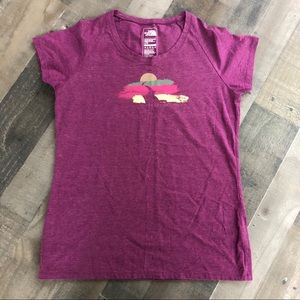 The North Face Woman’s Slim Fit T-Shirt - size L